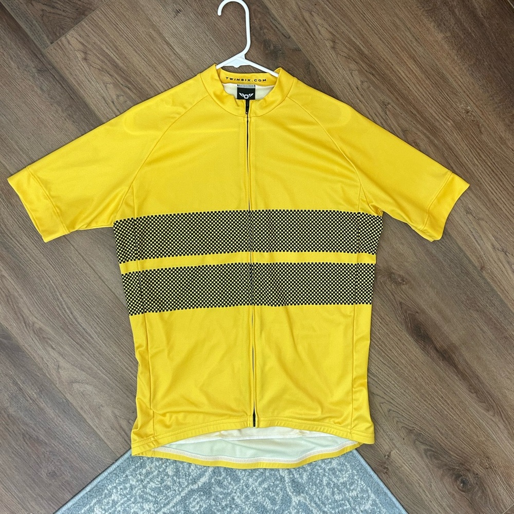 Twin Six / Twin 6 - Men’s Large Yellow Tire Tracks Cycling Jersey